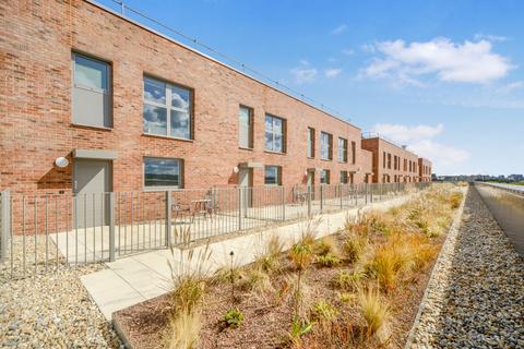 4 bedroom flat to rent, 161 Evelyn Street Deptford SE8