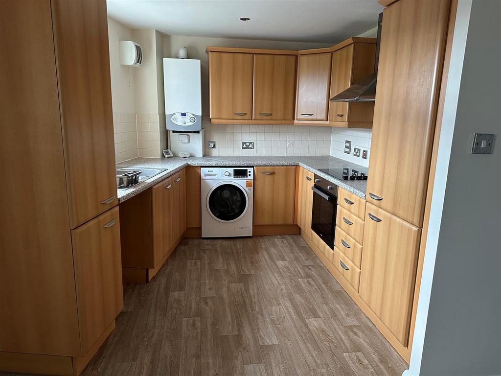 Kitchen Area.jpg