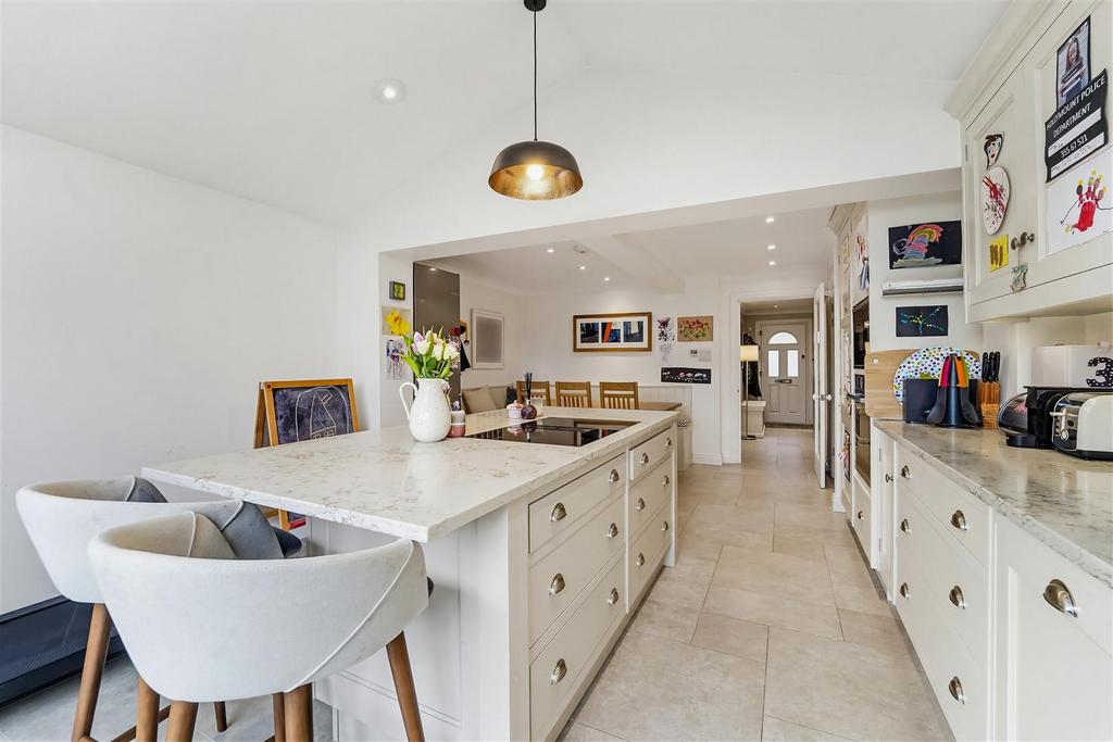 CUMBERLAND CLOSE, 4 (16of44)-28.jpg