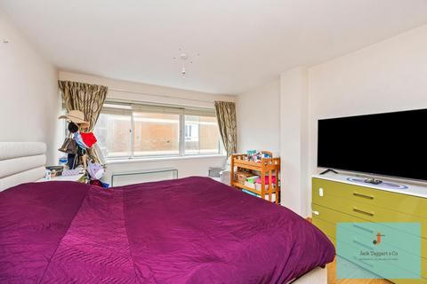 2 bedroom flat for sale, Grand Avenue, Hove