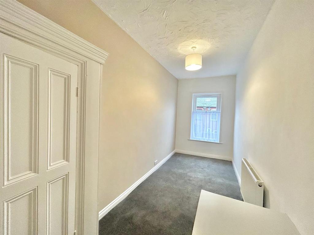 Bedroom 2.jpg