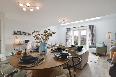 3 bedroom semi-detached house for sale, The Gateway, Bexhill-On-Sea