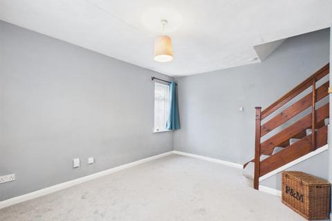 1 bedroom terraced house for sale, Turner Close, Aylesbury HP20
