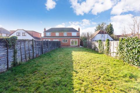 4 bedroom semi-detached house for sale, Downs Road, Langley SL3