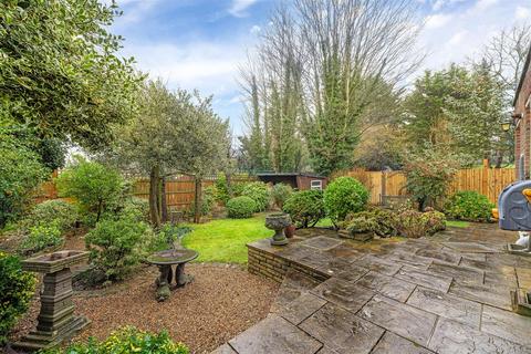 3 bedroom semi-detached house for sale, Brookside Road, Istead Rise, Gravesend, DA13