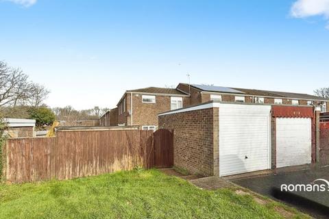 Quilter Road, Basingstoke, Hampshire
