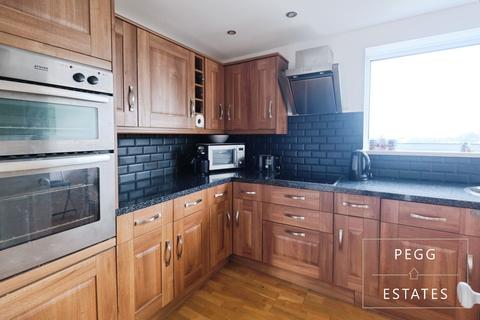 2 bedroom flat for sale, Ridgeway Heights, Torquay
