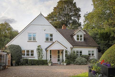 undefined, Henley-On-Thames RG9