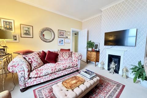 2 bedroom apartment for sale, Castle Road, Fortuneswell, Portland, Dorset, DT5