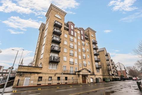2 bedroom flat for sale, Central Reading,  Riverside location,  RG1