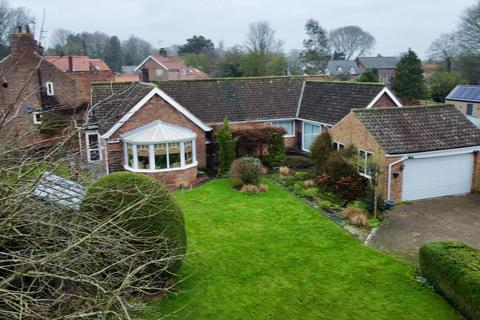 4 bedroom detached bungalow for sale, The Green, Lund, YO25 9TE
