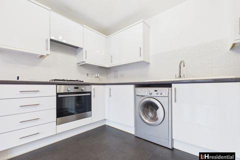 2 bedroom flat to rent, Todd Close, Borehamwood WD6
