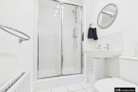 2 bedroom flat to rent, Todd Close, Borehamwood WD6