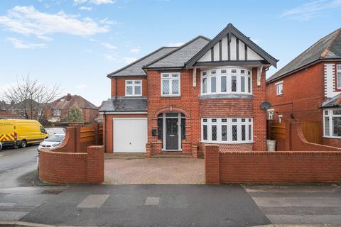 undefined, Whites Road, Southampton SO19