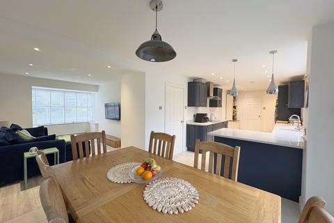 4 bedroom detached house for sale, Bredon, Tewkesbury GL20
