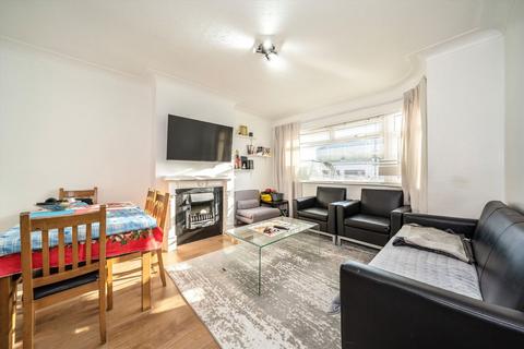 2 bedroom maisonette for sale, Rothbury Gardens, Isleworth TW7