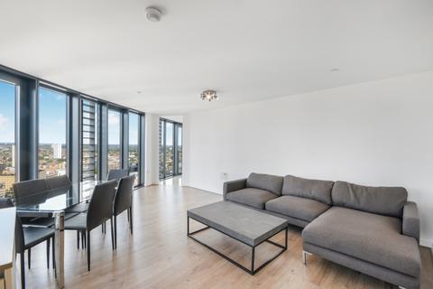 3 bedroom apartment to rent, Station Street London E15