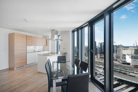 3 bedroom apartment to rent, Station Street London E15