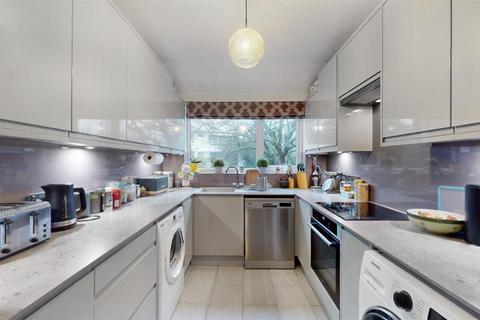 4 bedroom semi-detached house for sale, Castleton Avenue, Wembley, Middlesex
