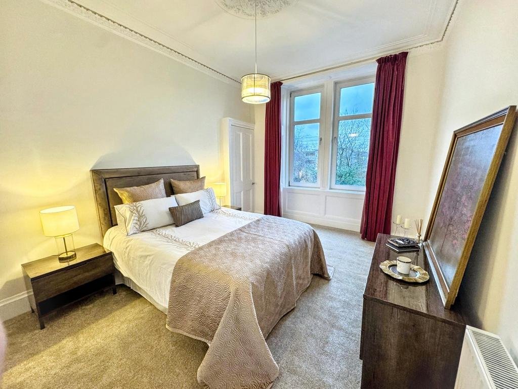 Bedroom 1 (1)