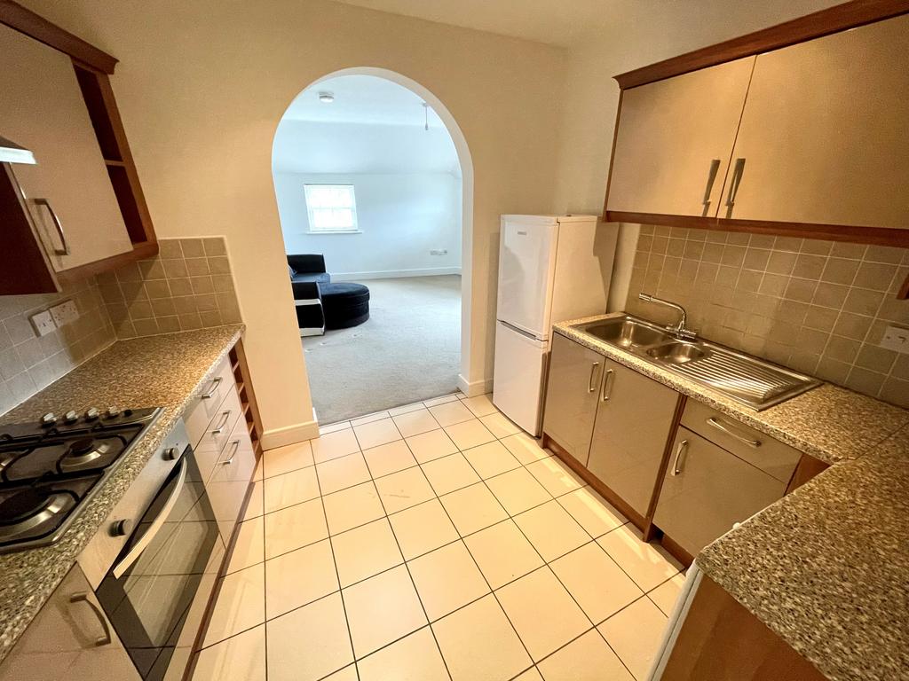 Kitchen angle 2
