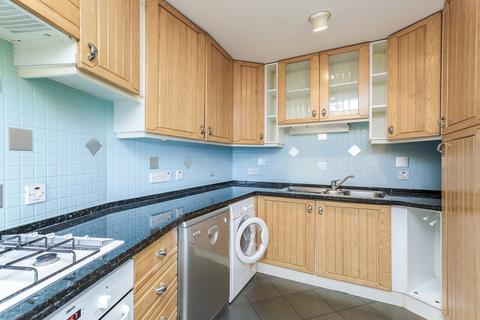 2 bedroom flat to rent, Port Way, Portsmouth, PO6
