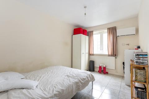 1 bedroom flat to rent, Tansley Close, Islington, N7