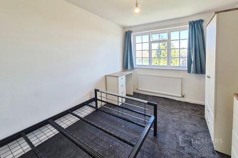 1 bedroom in a house share to rent, Kings Road, Chelmsford, Essex, CM1