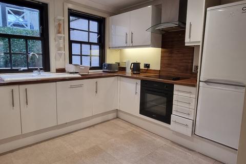 2 bedroom flat to rent, Hawthornbank Lane, Dean Village, Edinburgh, EH4