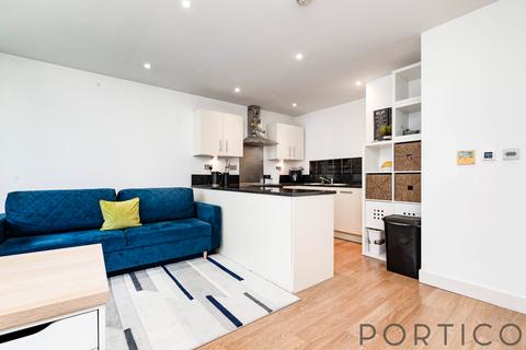 1 bedroom flat to rent, Basin Approach, Royal Quay, London, E16