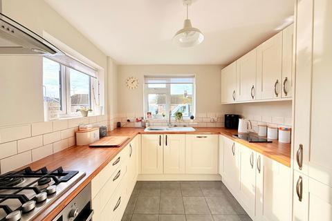 2 bedroom semi-detached bungalow for sale, Birch Close, Cheddar