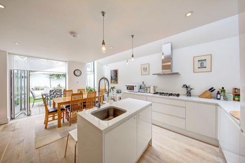 4 bedroom house to rent, Tonsley Street, Wandsworth, SW18