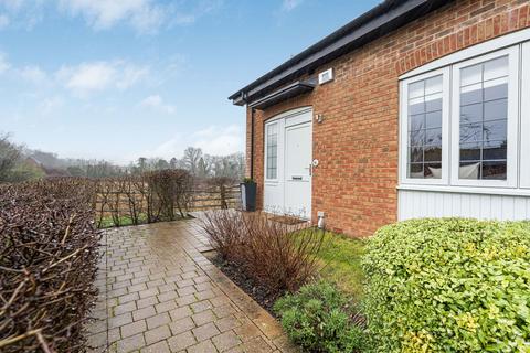 2 bedroom end of terrace house for sale, The Saddlery, Little Bookham