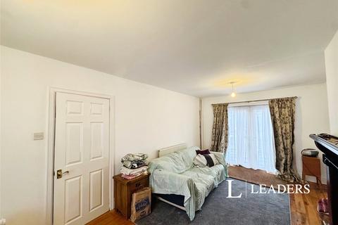 3 bedroom semi-detached house to rent, Davenport Avenue, Crewe, Cheshire, CW2