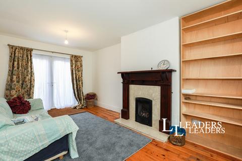 3 bedroom semi-detached house to rent, Davenport Avenue, Crewe, Cheshire, CW2