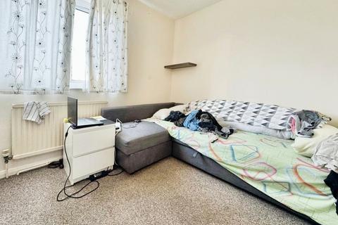 2 bedroom house to rent, Brockwell Court, Norwich, NR3