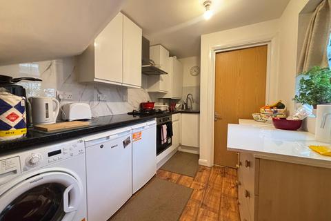 2 bedroom flat to rent, Kirkdale, Sydenham, SE26