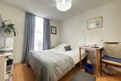 2 bedroom flat to rent, Kirkdale, Sydenham, SE26