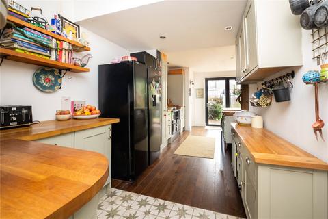 undefined, Chertsey Road, Twickenham