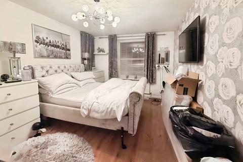 undefined, West Parade, West Sussex BN11
