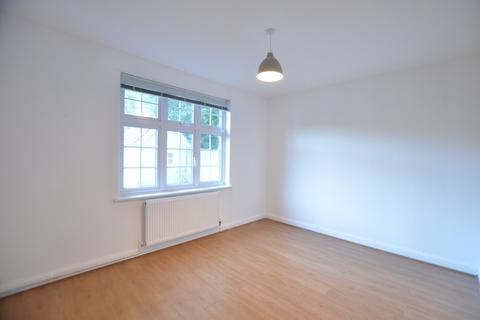 undefined, Handford Lane, Yateley, GU46