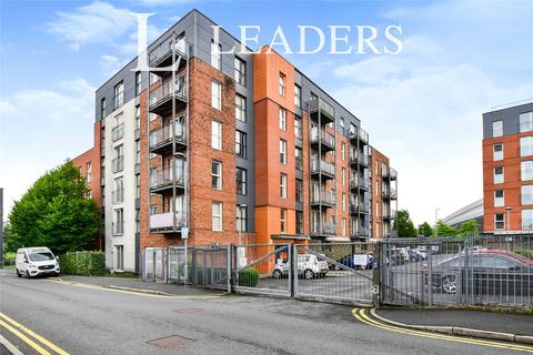 Stillwater Drive, M11