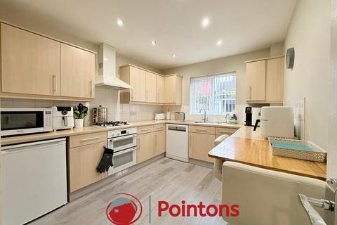 4 bedroom detached house for sale, Campion Close, Bedworth