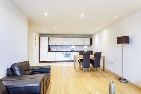 2 bedroom flat to rent, The Crescent, Gunwharf Quays, Portsmouth, PO1