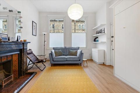 Studio to rent, Gwendwr Road, West Kensington, London, W14