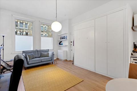 Studio to rent, Gwendwr Road, West Kensington, London, W14