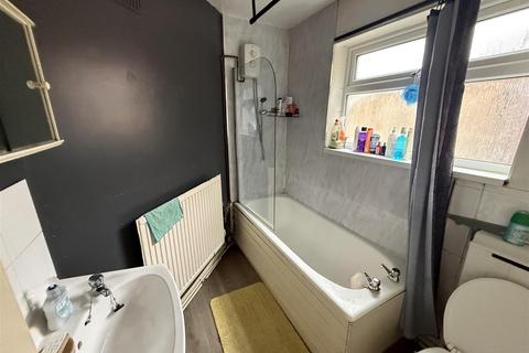3 bedroom terraced house for sale, Goodman Street, Burton-On-Trent DE14