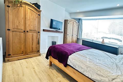 undefined, Riverside Road, Luton, Bedfordshire, LU3