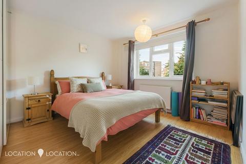 undefined, Clissold Crescent, Mandalay House Clissold Crescent, N16