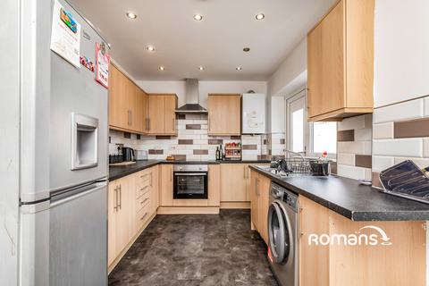 3 bedroom terraced house to rent, Tenth Avenue, Bristol, Gloucestershire, BS7